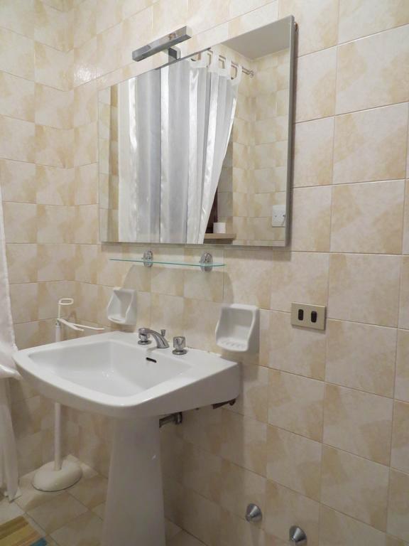 Residence Liana Albisano Torri Del Benaco Eksteriør bilde