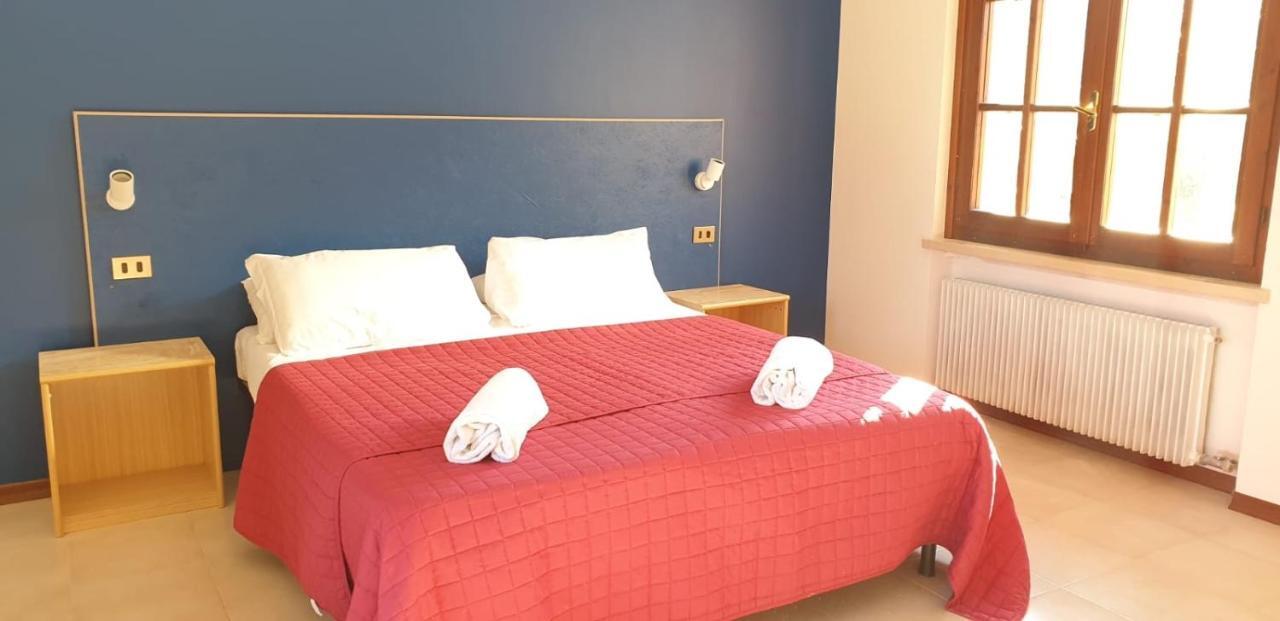 Residence Liana Albisano Torri Del Benaco Eksteriør bilde